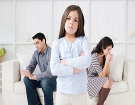 Khi ly hôn thì quyền và nghĩa vụ của cha và mẹ đối với con chưa thành niên như thế nào?
